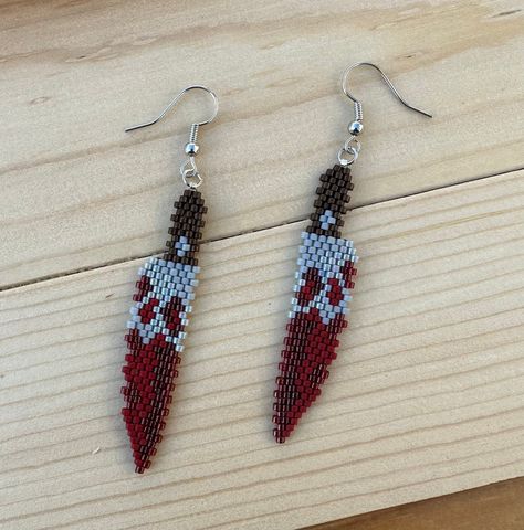 Double Brick Stitch, Seed Bead Bookmark Patterns, Beaded Gothic Jewelry, Seed Bead Earrings Diy Free Pattern, Brick Bead Patterns, Beaded Red Dress, Easy Beading, Bead Brick Stitch, Halloween Fringe Earrings