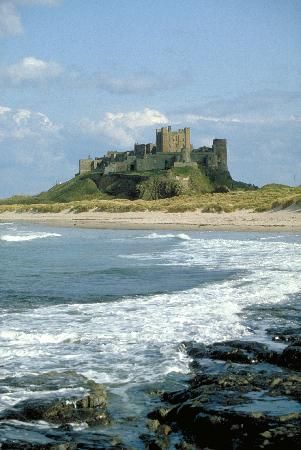 Bamborough Castle, England Tourism, Northumberland England, Northumberland Coast, British Castles, English Castles, European Castles, Castle Ruins, Beautiful Castles