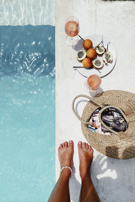 poolside | elina upmane Poolside Picnic, Summer Packing, Brand Archetypes, Brand Photography Inspiration, Desert Travel, Palm Spring, Free High Resolution Photos, Free Presets, Coastal Blue