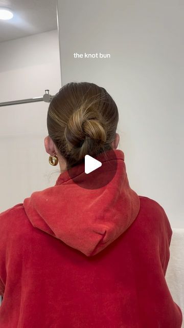 Leslie Catherine on Instagram: "reminder this slick back bun exists💓" Sports Slick Back Hairstyles, Side Part Slick Back Bun, Sleek Messy Bun, Slick Back Hair Styles, Slick Back Bun Tutorial, Slick Low Bun, Slick Back Bun Natural Hair, Slick Back Hairstyles, Slicked Back Bun