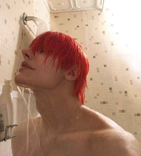 ♠ The Creep ♣ on Instagram: “Sunday night ~ uhhhhhhhhhhhhhh~ ♥ What would be #hisoka without his shower scenes. 💧 ͡º ͜ʖ ͡º ⭐️ #hisoka #hisokamorow #hisokamorou…” Hisoka Shower Scene, Hisoka Cosplay, Villain Lady, Hunterxhunter Hisoka, Arte Do Kawaii, Snk Cosplay, Naruto Oc Characters, Anime Reccomendations, Shadow The Hedgehog