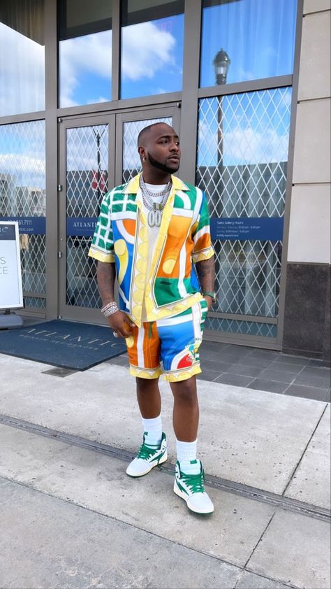 Vintage Shirt And Trouser For Men, Shirt And Trousers Men Outfits, Vintage Shirts Outfit, Material Styles For Ladies, Nigeria Celebrities, Styles For Guys, Material Styles, Boubou Styles, Men Vintage Fashion