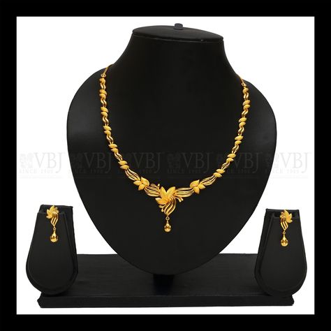 Vummidi Bangaru Jewellers, Gold Short Necklace, Girly Facts, Simple Necklace Designs, Skin Diet, Gold Jewels Design, Neck Pieces Jewelry, Gold Bridal Necklace, New Gold Jewellery Designs