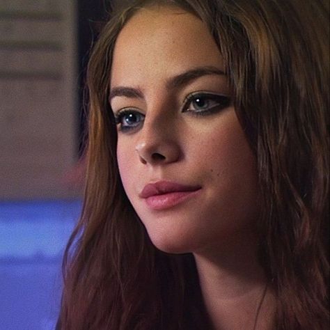 Effy And Freddie, Effy Stonem, Skin Aesthetics, Skins Uk, Kaya Scodelario, Edgy Makeup, Flawless Makeup, Grunge Hair, Woman Crush