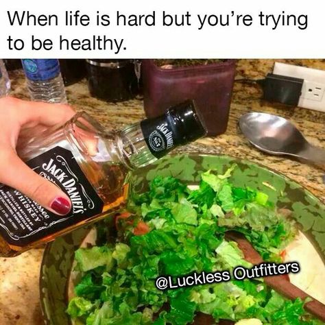 When life is hard but you're trying to eat healthy Inappropriate Memes, Back To University, Rough Week, Diet Humor, Motivation Poster, Gym Memes, Gym Humor, Workout Humor, E Card