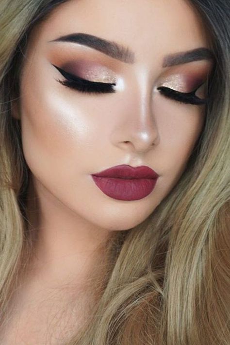 Winter Make-up, Trucco Smokey Eye, Make Up Gold, Makeup 2018, Party Makeup Looks, Best Natural Makeup, Christmas Makeup Look, Rose Gold Makeup, Cool Halloween Makeup