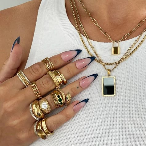 Dope Jewelry Accessories, Indie Jewelry, Luxe Jewelry, Nail Jewelry, Dope Jewelry, Chunky Jewelry, Jewelry Fashion Trends, Classy Jewelry, Jewelry Essentials