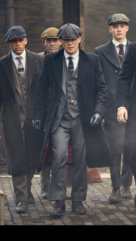 Peaky Blinders Clothing, Peaky Blinders Costume, 1950s Mens Fashion, Peaky Blinders Poster, Peaky Blinders Characters, 1920s Mens Fashion, Peaky Blinders Wallpaper, Peaky Blinders Thomas, Style Gentleman