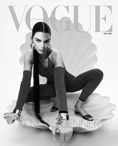 Kendall Jenner vogue spread Kendall Vogue, Vogue Hong Kong, Vogue Magazine Covers, Fashion Magazine Cover, Vogue Spain, Vogue Germany, Vogue Covers, Vogue Australia, Chanel Chanel