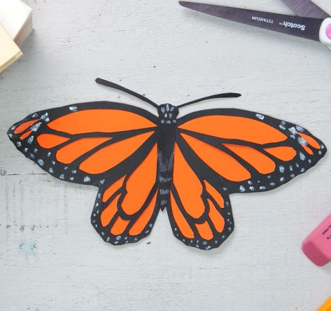 How to make a paper butterfly Paper Monarch Butterflies Diy, Large Paper Butterflies Diy, Butterflies Diy, Tissue Paper Craft, Diy Crayons, Beautiful Insects, Butterfly Cutout, Butterfly Project, Black Construction Paper