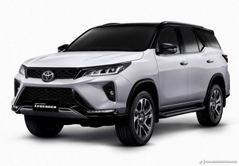 Toyota Fortuner SW4 2021: Nuevo motor 2.8L y leves cambios para estar al día Mobil Fortuner, Fortuner Legender, مرسيدس بنز, Car Luxury, Toyota Fortuner, New Toyota, Utility Vehicles, Toyota Cars, New Engine