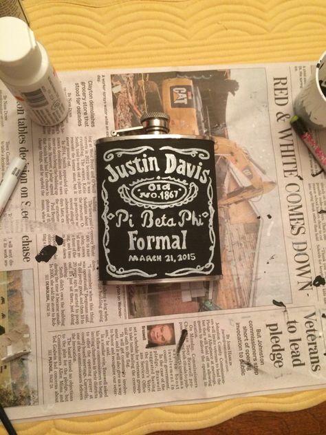 Jack Daniel's inspired flask for my sorority formal date! Gifts For Fraternity Guys, Frat Formal Flask Ideas, Flask Ideas Diy, Frat Flask Painted, Painted Flask Fraternity, Fraternity Flask Painted, Jack Daniels Frat Cooler, Decorated Coolers Fraternity, Cooler Painting Fraternity