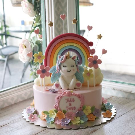 Small Unicorn Cake, Unicorn Birthday Party Cake, 5th Birthday Cake, Dinosaur Birthday Cakes, Pony Cake, Unicorn Birthday Cake, 3rd Birthday Cakes, 2 Birthday Cake