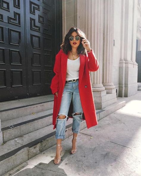 Fall Fashion Coats, Summertime Outfits, Mode Tips, Chique Outfits, Bohol, Red Coat, Mode Inspo, Inspired Outfits, 가을 패션