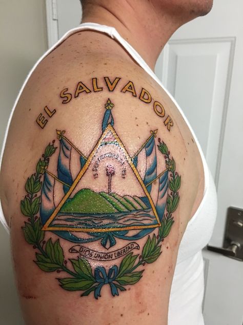 El Salvador tattoo El Salvador Flag Tattoo, El Salvador Tattoo Ideas, El Salvador Tattoo, Salvador Tattoo, El Salvador Flag, Tattoos Inspo, Army Tattoos, Family Tattoo, Flag Tattoo