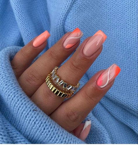 Holiday Acrylic Nails, Summer Gel Nails, Peach Nails, Colorful Nails, Summery Nails, Cute Summer Nails, Acrylic Nails Coffin Short, Pink Acrylic Nails, Pretty Acrylic Nails