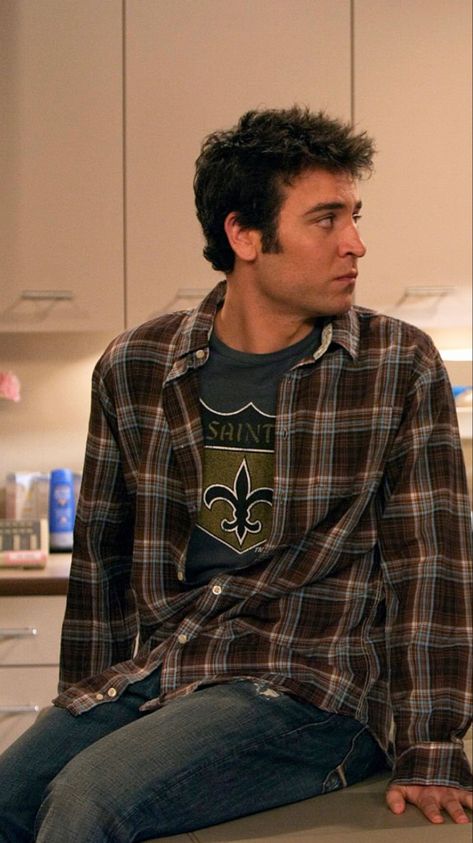 Ted Mosby Outfit, How I Met Your Mother Outfits, Ted Mosby Aesthetic, Himym Outfits, Man Manifestation, Ted And Robin, Marshall Eriksen, Lily Aldrin, Josh Radnor