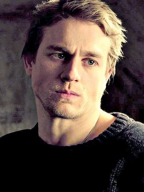 Charlie Hunnam Pacific Rim, Jackson Teller, Raleigh Becket, Charlie Charlie, Son Of Anarchy, Jax Teller, Blonde Guys, Charlie Hunnam, Sons Of Anarchy