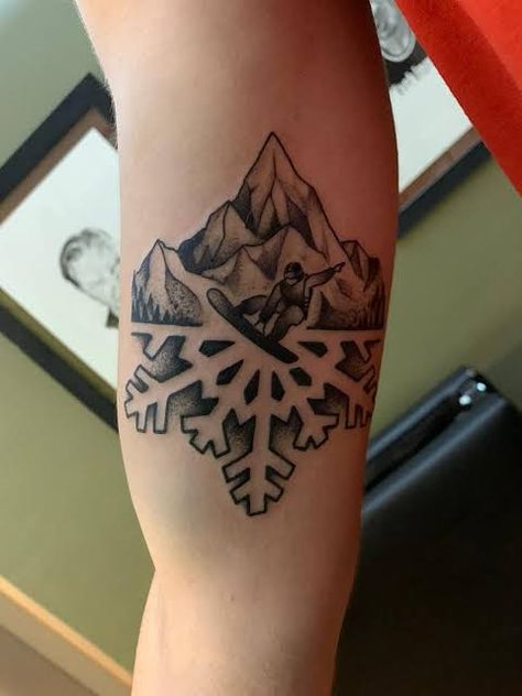 Mountain Snowflake Tattoo, Traditional Snowboard Tattoo, Snowflake Mountain Tattoo, Snowboarder Tattoo, Snowboarding Tattoo Ideas, Snow Mountain Tattoo, Snowmobile Tattoo, Skiing Tattoo Ideas, Skiing Tattoos