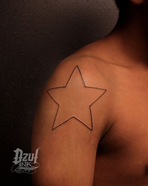 Black Star Tattoo Soul Eater, Black Star Soul Eater Tattoo, Blackstar Tattoo, Black Star Tattoo, Star Tattoos For Men, Black People Tattoos, Black Men Tattoos, Mark Tattoo, Star Tattoo Designs