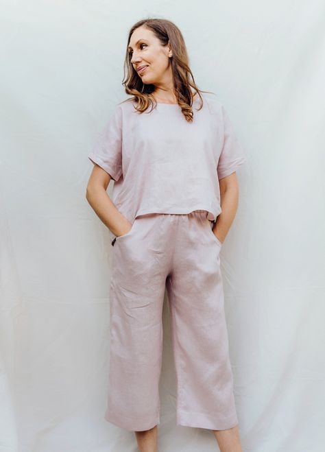 Sewing school items Archive - peppermint magazine Lounge Wear Set, Luxe Loungewear, Sewing School, Garment Pattern, Dress Making Patterns, Set Patterns, Chunky Knit Cardigan, Loungewear Set, Outfit Combinations