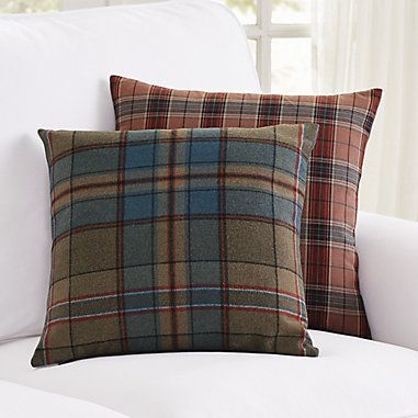 Tartan Pillow Cover Cozy Palette, Academia Bedroom Ideas, Dark Academia Bedroom Ideas, Dark Academia Room Ideas, Tufted Bedding, Dark Academia Bedroom, Plaid Pillows, Woven Charger, Academia Room