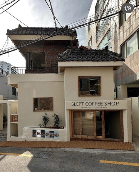 Korean Store Design, Korean Coffee Shop, Asian Cafe, Coffee House Design, Coffee Shop Concept, Gyeongju, Japanese Style House, Building Aesthetic, Cafe Shop Design