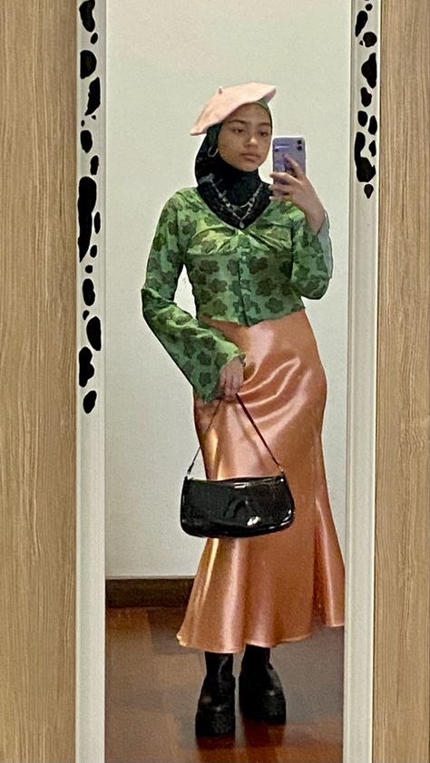 Painting Outfit Aesthetic, 20’s Outfits, Party Hijab, Modest Fashion Muslim, Outfit Muslim, Hijabi Fits, Hijabi Outfit, Fashion Muslim, Modesty Fashion