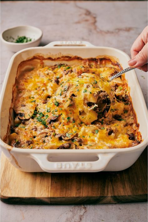 Meat And Potato Casserole, Casserole Dish Recipes, Beef And Potato Casserole, Ground Beef Potato Casserole, Beef Potato Casserole, Beef Freezer Meals, Ground Beef Breakfast, Lamb Casserole, Hamburger Potato Casserole