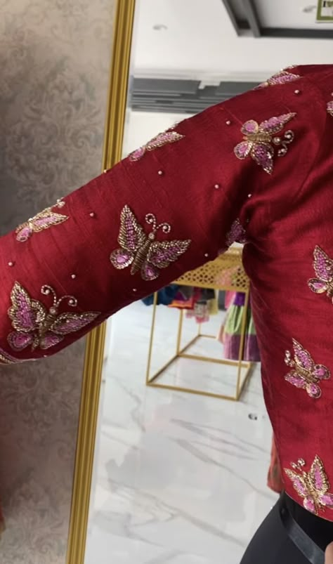 Net Butta Hands Blouse, Swan Maggam Work Designs, Butterfly Blouse Designs Indian, Butterfly Embroidery Designs On Blouse, Butterfly Maggam Work Designs, Butterfly Blouse Designs, Floral Work Blouse, Blouse Maggam Work, Blouse Works