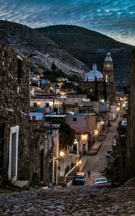 Real de Catorce San Luis Potosi Mexico, El Pueblo Que Se Detuvo Con El Tiempo, #PieblosMagicos, #RealDeCatorce, #SanLuisPotosi, #Mexico Explore Mexico, Mexico Destinations, Visit Mexico, Incredible Places, Mexico Travel, Greece Travel, Mexico City, Solo Travel, Nice View