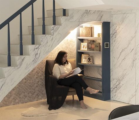 Nook Under The Stairs, Small Reading Nook, Blue Bookshelves, Stair Wall Decor, Under Stairs Nook, Under Stair, Tile Accent Wall, Staircase Design Modern, A Modern House