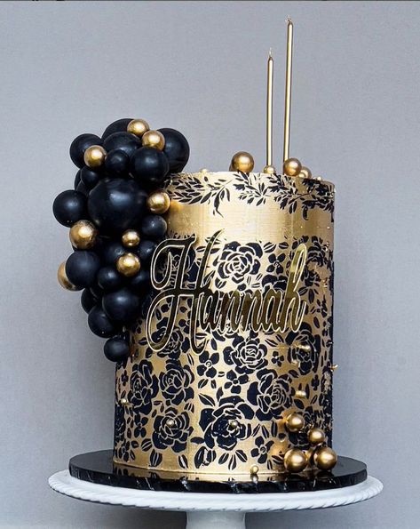 Black And Gold Cake Ideas, Gold Cake Ideas, Sphere Cake, Black Stencil, Black And Gold Cake, Stencil Cake, Gold Sphere, Tiered Cakes Birthday, Piping Techniques