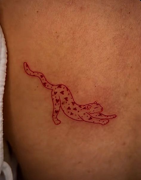 Cute Jaguar Tattoo, Love Leopard Tattoo, Cat With Hearts Tattoo, Jaguar With Hearts Tattoo, Unique Tattoos Aesthetic, Heart Tiger Tattoo, Red Jaguar Tattoo, Leo Tattoo Aesthetic, Tiger Tattoo Aesthetic