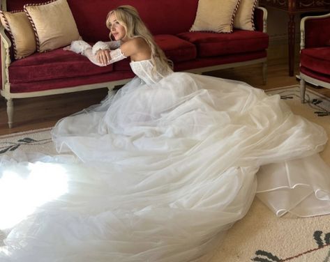 Blonde Bride Aesthetic, Princess Wedding Theme, After Wedding Dress, Pretty Blonde Hair, Blonde Bride, Big Wedding Dresses, Dream Wedding Ideas Dresses, Princess Wedding, Wedding Mood