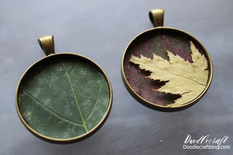 Leaf Earrings Diy, Resin Leaf, Resin And Wood Diy, Pendant Tutorial, Nature Walk, Natural Jewelry, Earrings Diy, Autumn Leaf, Craft Blog