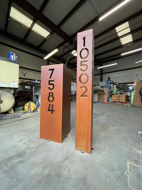 Address Sign Yard Address Sign Rusted Three Sided Address Numbers Custom Address Sign Address Sign for Driveway. - Etsy Driveway Makeover, Home Address Signs, Yard Address Sign, Metal Signs Outdoor, Home Number Sign, House Number Ideas, Art Pedestal, Driveway Sign, Led House Numbers