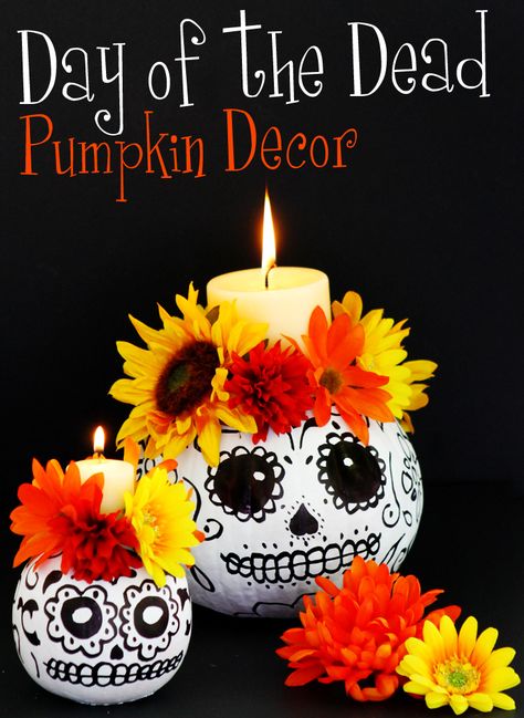 Calavera Pumpkin, Sugar Skull Pumpkin, Day Of The Dead Diy, Coco Birthday, Dia De Los Muertos Decorations Ideas, Recetas Halloween, Day Of The Dead Party, Pumpkin Candle Holder, No Carve Pumpkin Decorating