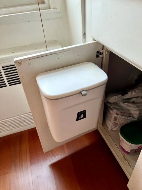 Hanging Trash Can, Under Kitchen Sink, Kitchen Trash Can, Kitchen Trash, Inside Cabinets, The Perfect Kitchen, Kitchen Cabinet Door, Can Storage, Food Scraps