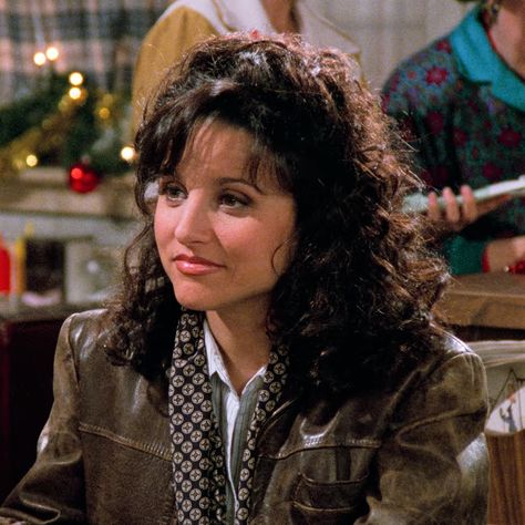 Elaine Benes Aesthetic, Elaine Benes Hair, Elaine Seinfeld Outfits, Elaine Core, Seinfeld Fashion, Elaine Benes Outfits, Elaine Seinfeld, Banana Juice, Seinfeld Kramer