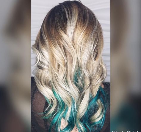 Blonde And Teal Hair Peekaboo, Blonde And Turquoise Hair Highlights, Diy Balayage, Emerald Green Hair, Underlights Hair, Peekaboo Hair Colors, Lady Lovely Locks, Turquoise Hair, Hair Color Unique