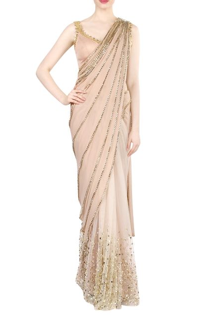 Latest Collection of Saris by Papa Don't Preach Papa Don't Preach, Drape Sarees, Indian Saree Blouses Designs, Saree Designs Party Wear, Designer Saree Blouse Patterns, Saree Trends, Elegant Saree, Stylish Sarees, Saree Dress