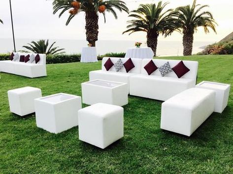 $390 11 - 14 People / 8 pcs Engagements Proposals, Square Ottomans, Wedding Lounge Furniture, Round Island, Square Bed, Rectangular Ottoman, Lounge Party, Event Furniture, Charcuterie Inspiration