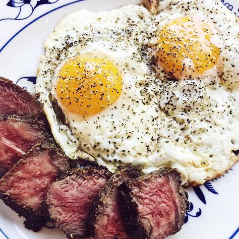 Steak and eggs! I love having leftover steak for breakfast! Can’t get over how good the @butcher_box Flat iron steak is! Start the day off right! Such an easy breakfast! #steakandeaggs #butcherbox #keto #breakfast #ketobreakfast #primalfood #lowcarb #lowcarbbreakfast #steak #eggs #steakforbreakfast Breakfast Steak And Eggs, Breakfast Steak, Healthy Steak, Steak Eggs, Steak Breakfast, Eggs Dinner, Leftover Steak, Stay At Home Chef, The Recipe Critic