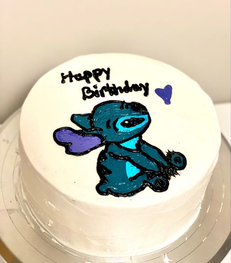 Cute but simple hand drawn/frosted image of Stitch. Easy Diy Stitch Cake, Birthday Stitch Drawing, Stitch Birthday Cake Ideas Simple, Simple Stitch Cake Ideas, 2 Tier Stitch Birthday Cake, Stitch Cake, Cake Designs, Happy Birthday, How To Draw Hands