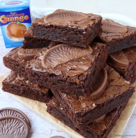 Chocolate Orange Brownies, Brownies Decorados, Chocolate Orange Cheesecake, Orange Loaf Cake, Orange Brownies, Terry's Chocolate Orange, Orange Chocolate Cake, Tray Bake Recipes, Cake Boss