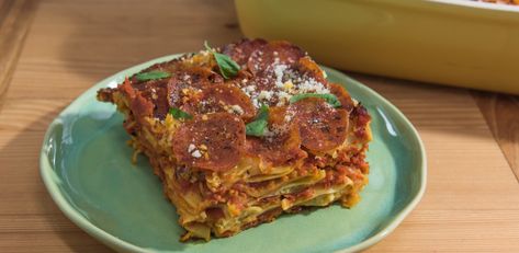 Sunny's Nunya Business Pasta Pizza Pie by Sunny Anderson Nunya Business, Pizza Pie Recipe, Pepperoni Pasta, Pizza Pasta Bake, Pasta Pie, Sunny Anderson, Frozen Appetizers, Lasagne Recipes, Pasta Pizza