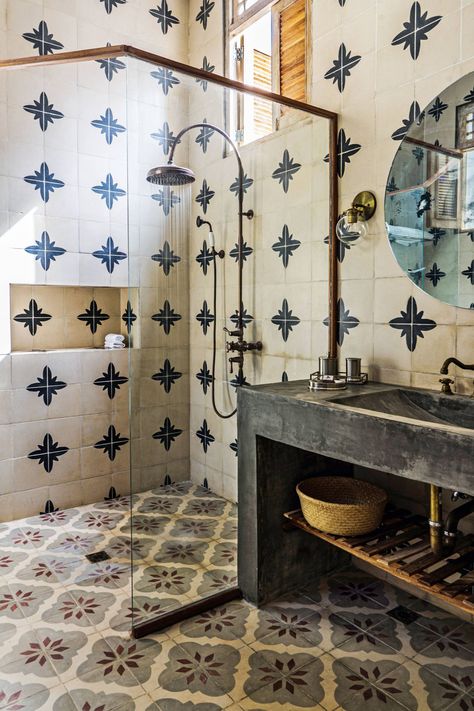 Tiled bathroom at Gardens Havana Cuban Tile Bathroom, Spanish Bathroom Tile, Cuban Aesthetic, Spanish Tile Bathroom, Caribbean Interior, Havana House, Murals Bedroom, Cuban Tile, Spanish Bathroom