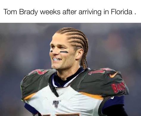 Thirty-Six Funny Pics and Memes Packed to the Brim With Cool - Funny Gallery Tom Brady Meme, Tom Brady Buccaneers, Nfl Jokes, Fifth Harmony Lauren, Nfl Funny, Funny Tom, Football Jokes, Nfl Memes, Basketball Funny