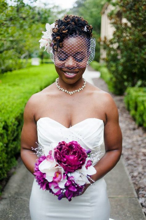 Edwina...lovely bride. Veil made by Antoinette Locs With Veil, Dreadlock Wedding, Wedding Locs, Curly Brides, Dreadlock Wedding Hairstyles, Loc Crown, Styles Locs, Mocha Wedding, Hairstyles Locs